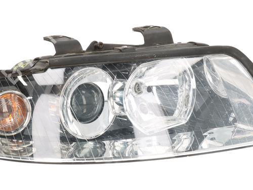 Used Right headlight AUDI A4 B6 (8E2) 1.9 TDI (130 hp) 30290937