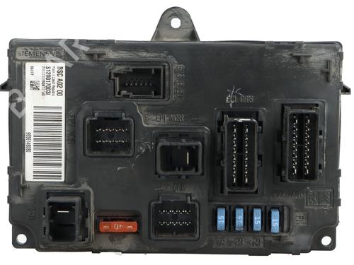 fuse-box-peugeot-407-6d_-2004-2005-2006-2007-2008-2009-2010-2011-35894847 main image