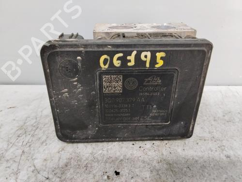 Used ABS pump VW GOLF VII (5G1, BQ1, BE1, BE2) [2012-2021]  21001796