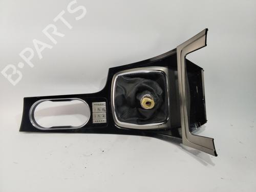 Used Middle console FORD MONDEO IV (BA7) [2007-2015]  29589591