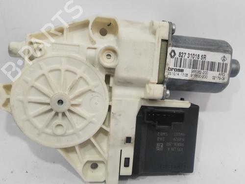 Rudehejsemotor bagstkærm venstre RENAULT MEGANE III Hatchback (BZ0/1_, B3_)  | BP26275524E23 