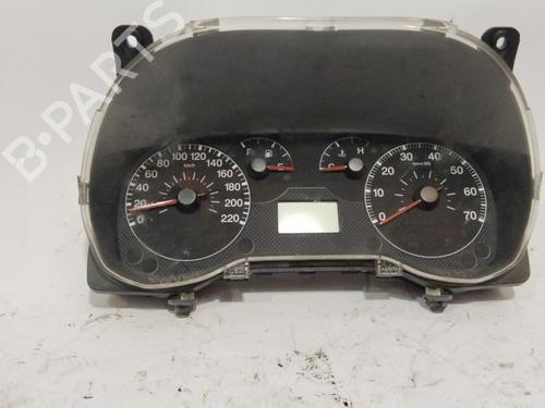 Cockpit FIAT PUNTO (188_) 1.3 JTD 16V (70 hp) 28186305