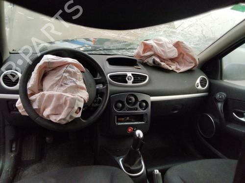 Hattehylle RENAULT CLIO III (BR0/1, CR0/1) 1.2 16V (BR0R, BR1D, BR1L, CR0R) | BP22370458C85 