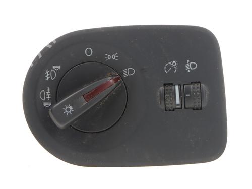 Hovedlysbryter Hovedlysbryter SEAT IBIZA IV (6J5, 6P1) [2008-2017] 33755011 33755011