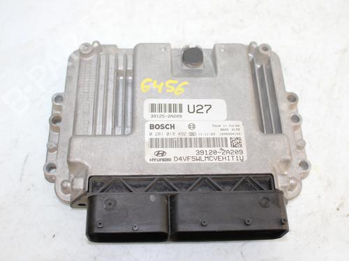 Used Engine control unit (ECU) HYUNDAI i40 I (VF) 1.7 CRDi (136 hp) 17807588