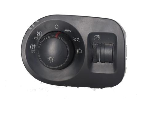 headlight-switch-seat-altea-5p1-2004-2005-2006-2007-2008-2009-2010-2011-2012-2013-2014-2015-38049855 main image