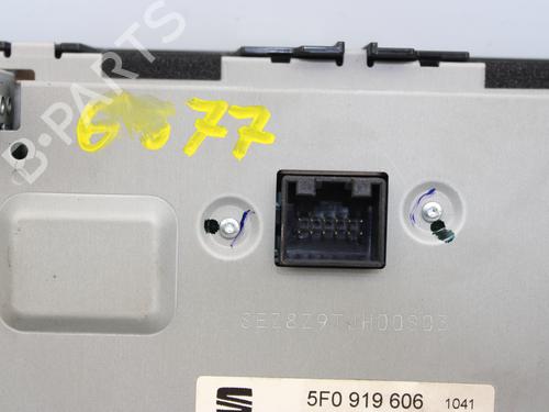 Display SEAT LEON (5F1)  | BP18134742C48 