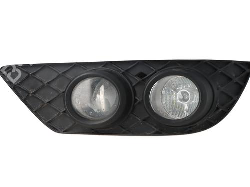 Used Right front fog light MERCEDES-BENZ C-CLASS (W204) C 180 CDI (204.000) (120 hp) 32188211