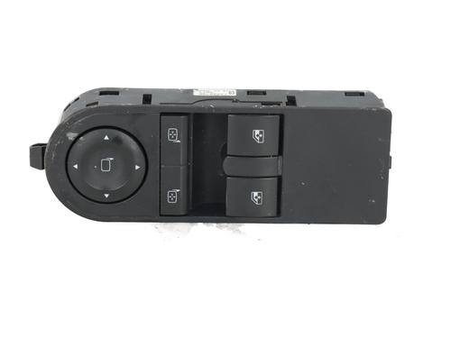 Used Left front window switch OPEL ASTRA H (A04) [2004-2014]  31604998