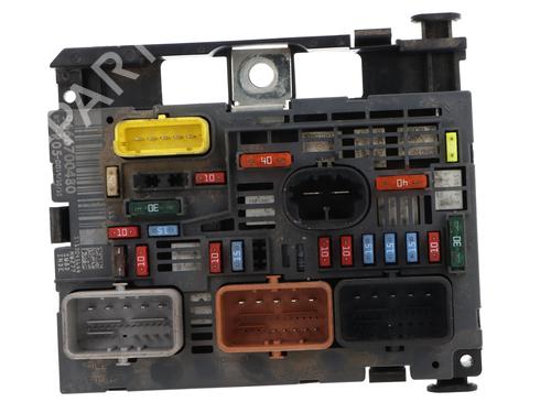 Used Fuse box Fuse box PEUGEOT PARTNER Box Body/MPV [2008-2026] 33270644 33270644