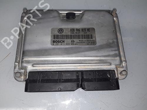 Calculateur moteur (ecu) SEAT IBIZA III (6L1) [2002-2009]  9393679