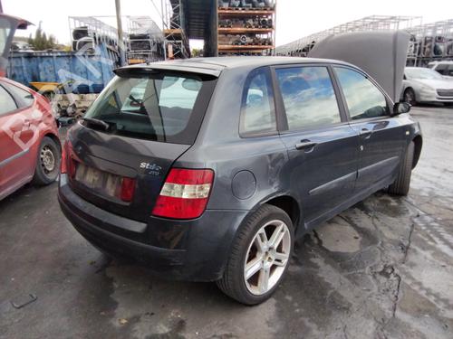 Left headlight FIAT STILO (192_) 1.9 JTD (192_XE1A) | BP32300259C28