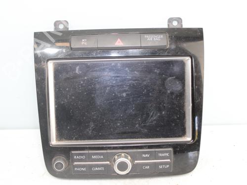 Used Display monitor VW TOUAREG (7LA, 7L6, 7L7) 3.0 V6 TDI (240 hp) 17536787