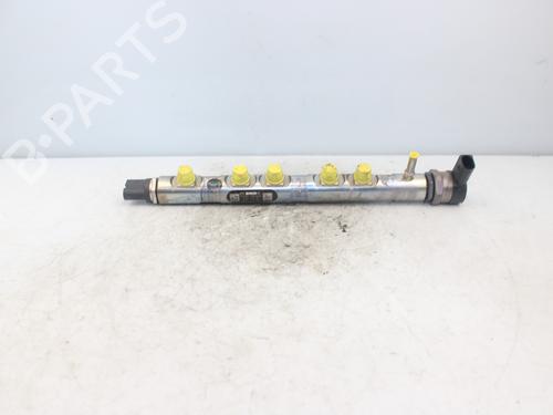 Rail D'Injecteurs BMW 1 (E81) [2006-2012]  17718354