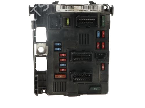 Used Fuse box Fuse box 38165904 38165904
