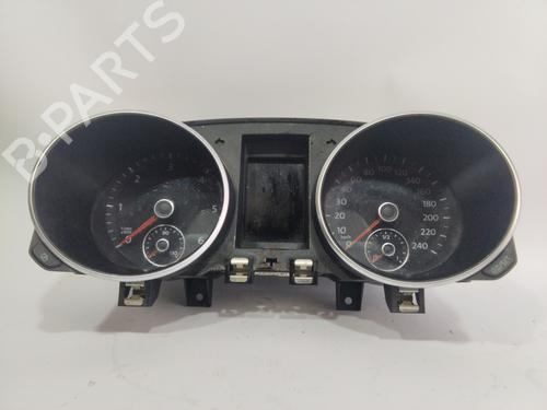 Used Instrument cluster VW GOLF VI (5K1) [2008-2014]  23329849