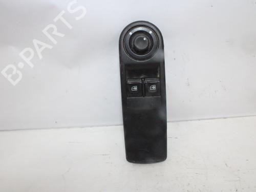 Used Left front window switch RENAULT CLIO II (BB_, CB_) [1998-2016]  15211919