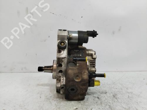 Used Injection pump RENAULT MEGANE II Saloon (LM0/1_) 1.9 dCi (LM0G, LM1G, LM2C) (120 hp) 26222556