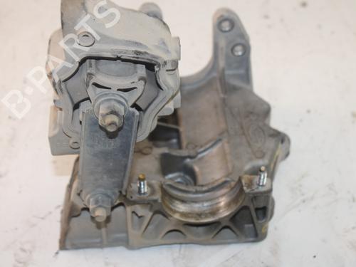 Engine mount LAND ROVER RANGE ROVER EVOQUE (L551)  | BP17645338M89 