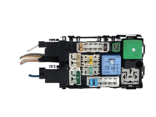 Used Fuse box PEUGEOT 508 I (8D_) 2.0 HDi (140 hp) 30587639