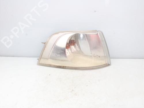 Used Right front indicator VOLVO V40 Estate (645) 1.9 TD (90 hp) 16284798