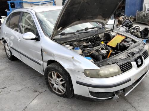 Vindusheismekanisme venstre foran SEAT LEON (1M1)  | BP25798905C22 
