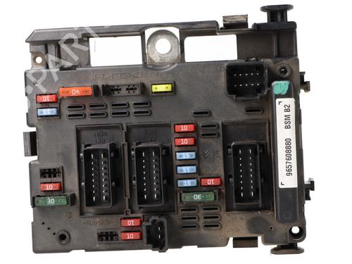 Used Fuse box Fuse box PEUGEOT 206 Hatchback (2A/C) 1.4 LPG (75 hp) 33283035 33283035