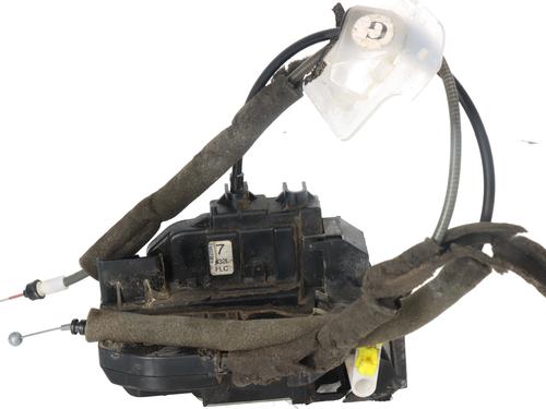 Used Front left lock NISSAN QASHQAI I (J10, NJ10) 1.6 dCi (130 hp) 32303133