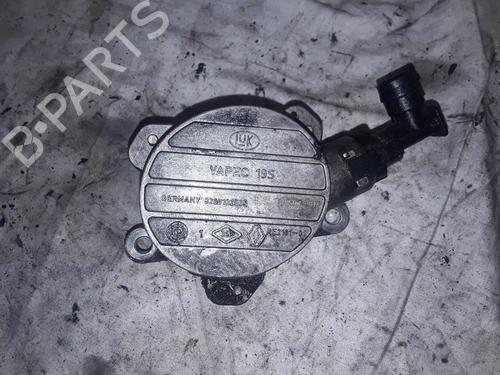 Used Vacuum pump RENAULT LAGUNA II (BG0/1_) 2.2 dCi (BG0F) (150 hp) 8559848