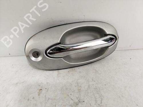 Used Front right exterior door handle KIA CARNIVAL II (GQ) [1999-2007]  23848399