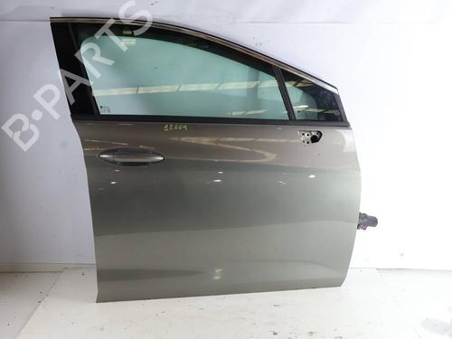 right-front-door-opel-astra-k-b16-2015-2016-2017-2018-2019-2020-2021-2022-39692260 main image