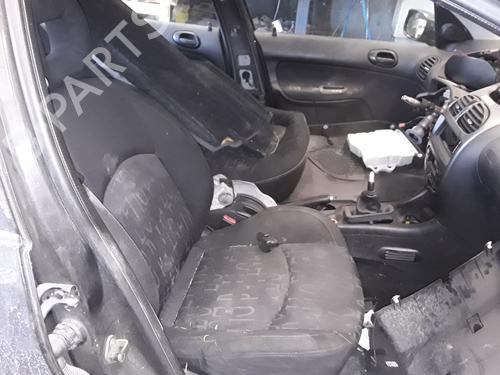 Zekeringkast PEUGEOT 206 Hatchback (2A/C) 2.0 HDI 90 | BP15246525E1