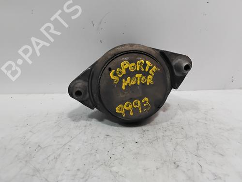 Used Engine mount MERCEDES-BENZ C-CLASS (W204) [2007-2015]  29982646