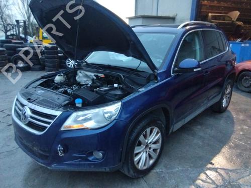 Brugte VW TIGUAN (5N_)    4482043