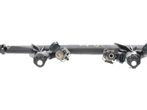 Used Injection rail PEUGEOT 208 I (CA_, CC_) [2012-2021]  29963668