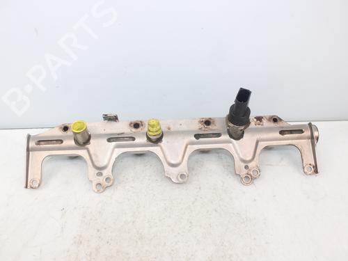 Used Injection rail AUDI A3 (8P1) 2.0 TFSI (200 hp) 16981622