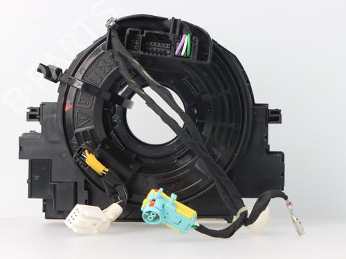 Used Squib airbag Squib airbag TOYOTA COROLLA Saloon (_E21_) 1.6 VVTi (ZRE210) (122 hp) 33168493 33168493