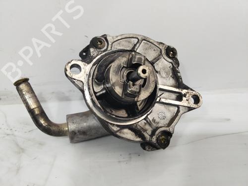 Used Vacuum pump MERCEDES-BENZ VITO Van (W638) 112 CDI 2.2 (638.094) (122 hp) 21686631