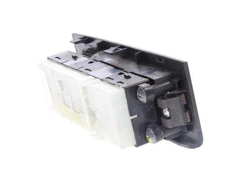 Left front window switch NISSAN NAVARA NP300 (D40) | BP30102404I27
