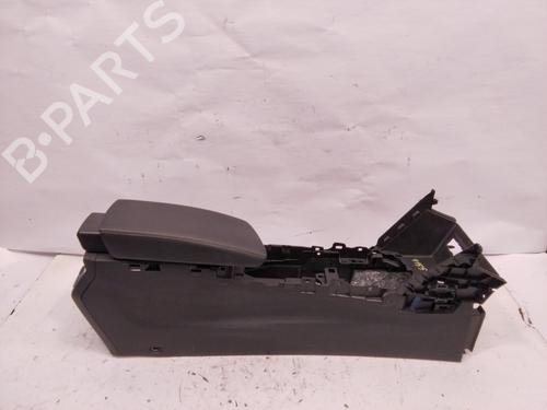 Used Armrest / Center console RENAULT MEGANE IV Hatchback (B9A/M/N_) 1.2 TCe 130 (B9MR) (130 hp) 26961725