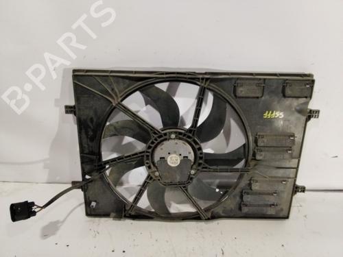 Used Radiator fan Radiator fan SKODA OCTAVIA III Combi (5E5, 5E6) 1.8 TSI (180 hp) 32737030 32737030