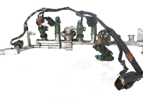 injection-rail-jaguar-x-type-i-x400-2001-2002-2003-2004-2005-2006-2007-2008-2009-32192252 main image