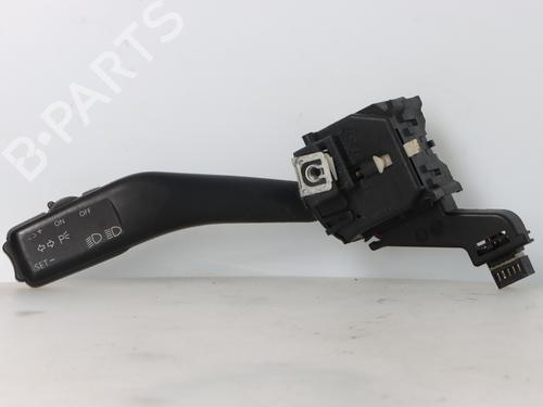 Commande de phare SEAT LEON (1P1) [2005-2013]  32348696