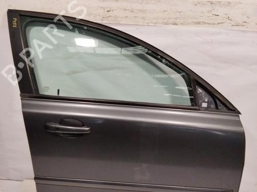 Used Right front door VOLVO V50 (545) D2 (114 hp) 23332366