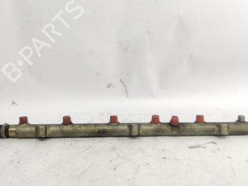 Used Injection rail BMW 5 (E39) 525 d (163 hp) 26882809
