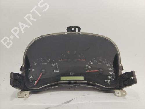 Used Instrument cluster FIAT PUNTO (188_) 1.9 DS 60 (188.031, .051, .231, .251) (60 hp) 21553214
