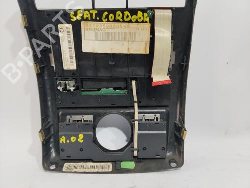 Display monitor SEAT CORDOBA (6K1, 6K2)  | BP30001575C48