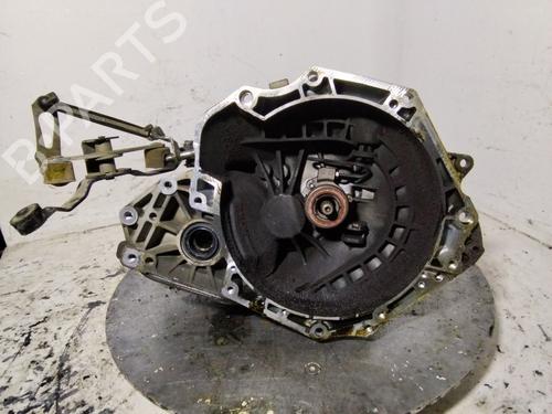 Caja de cambios Caja de cambios OPEL ASTRA G Estate (T98) 1.6 16V (F35) (101 hp) 35785151 35785151