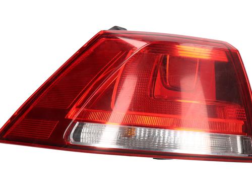 Used Left taillight VW GOLF VII (5G1, BQ1, BE1, BE2) [2012-2021]  30061453