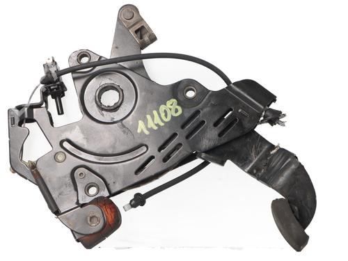 bremsepedal MERCEDES-BENZ VITO Bus (W639) 115 CDI 4x4 (639.701, 639.705) (150 hp) 33053030